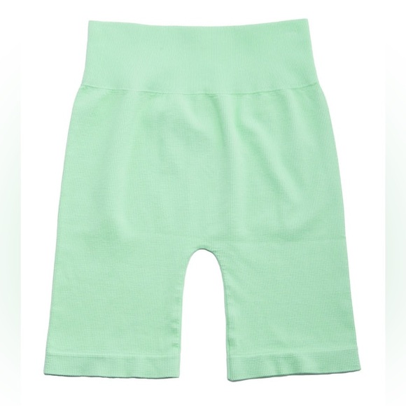 NWT WEWOREWHAT ACTIVEWEAR Seamless Biker Shorts Mint Green Size‎ Small - Picture 2 of 5
